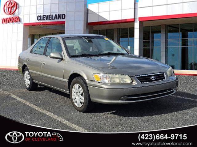 2001 Toyota Camry LE — Sedan — 185,254 mi — McDonald, TN