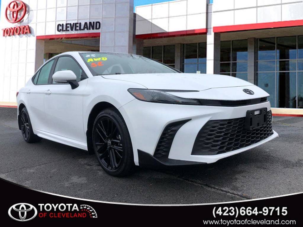 2025 Toyota Camry SE — Sedan — 16,980 mi — McDonald, TN