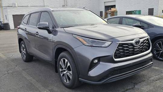 2024 Toyota Highlander XLE — SUV — 9,853 mi — McDonald, TN