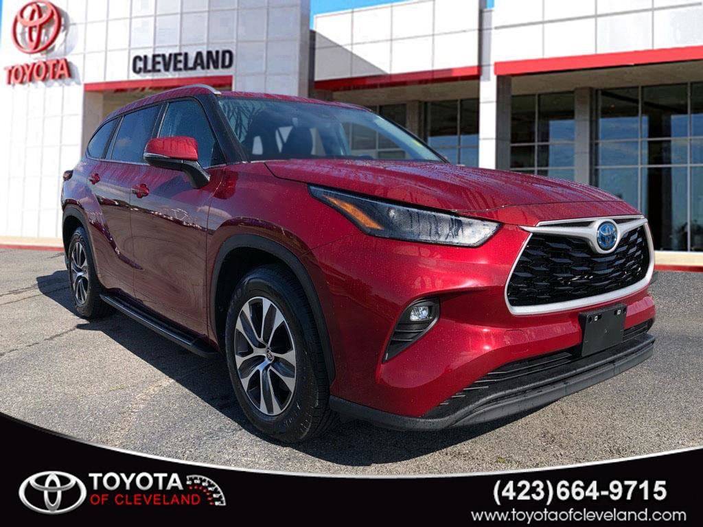 2023 Toyota Highlander Hybrid XLE — SUV — 33,969 mi — McDonald, TN