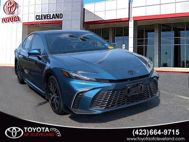 2025 Toyota Camry Hybrid SE — Sedan — 10,788 mi — McDonald, TN