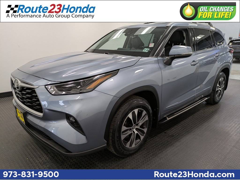 2022 Toyota Highlander XLE — SUV — 12,415 mi — Pompton Plains, NJ