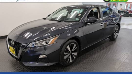 2022 Nissan Altima SV — Sedan — 31,310 mi — Pompton Plains, NJ