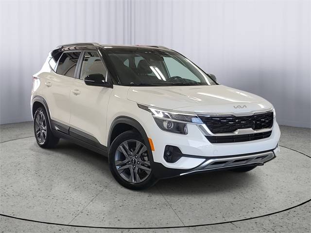 2023 Kia Seltos S — SUV — 30,560 mi — Kalamazoo, MI