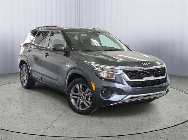 2022 Kia Seltos S — SUV — 26,725 mi — Kalamazoo, MI
