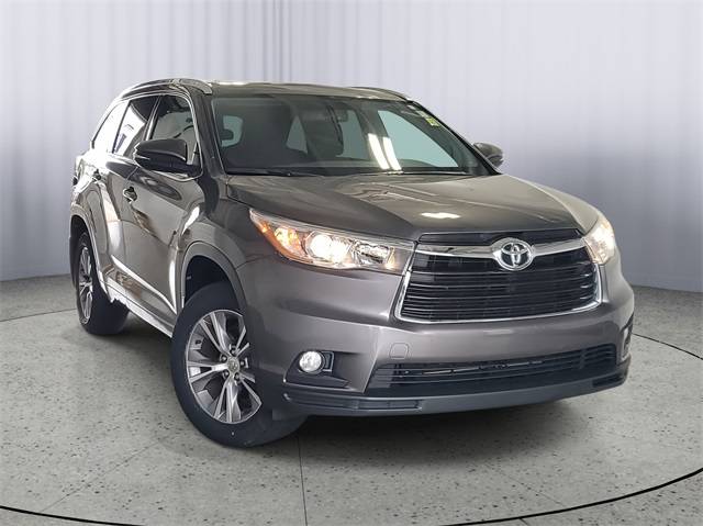 2015 Toyota Highlander XLE — SUV — 69,972 mi — Kalamazoo, MI