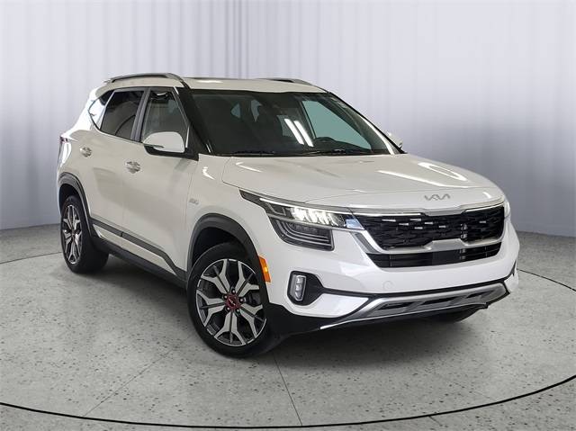 2023 Kia Seltos SX — SUV — 21,858 mi — Kalamazoo, MI