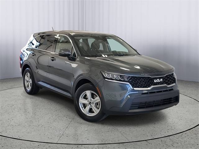 2022 Kia Sorento LX — SUV — 42,390 mi — Kalamazoo, MI