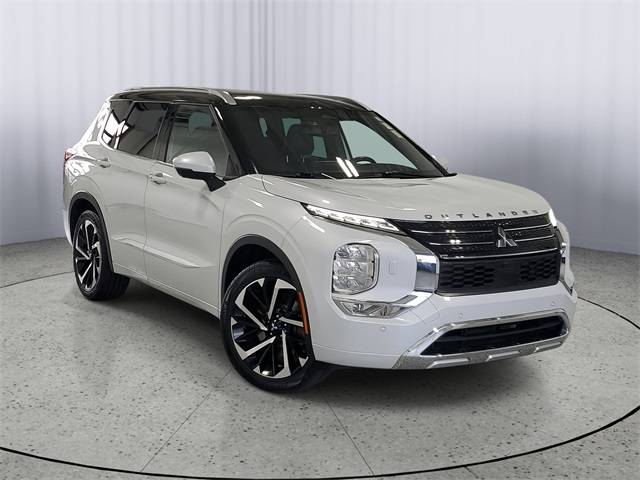 2023 Mitsubishi Outlander SEL — SUV — 76,263 mi — Kalamazoo, MI