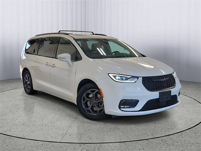 2021 Chrysler Pacifica Hybrid Limited — Minivan — 44,870 mi — Kalamazoo, MI