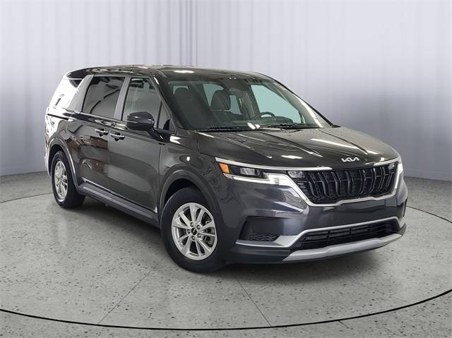 2024 Kia Carnival LXS — Minivan — 26,800 mi — Kalamazoo, MI