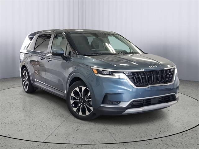 2024 Kia Carnival EX — Minivan — 28,554 mi — Kalamazoo, MI