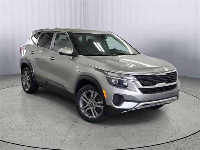 2023 Kia Seltos LX — SUV — 27,071 mi — Kalamazoo, MI