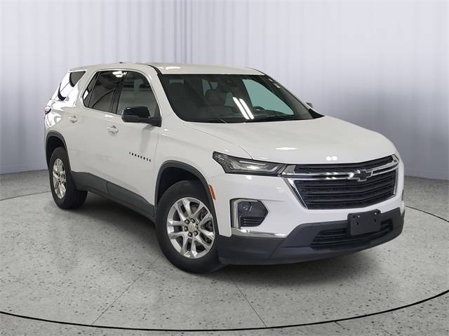 2022 Chevrolet Traverse LS — SUV — 33,420 mi — Kalamazoo, MI