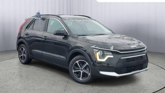 2024 Kia Niro Hybrid LX — SUV — 6,068 mi — Battle Creek, MI