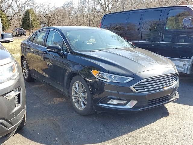 2017 Ford Fusion SE — Sedan — 129,036 mi — Battle Creek, MI