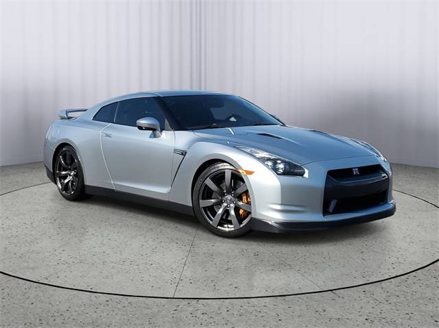 2009 Nissan GT-R Premium — Coupe — 30,122 mi — Battle Creek, MI