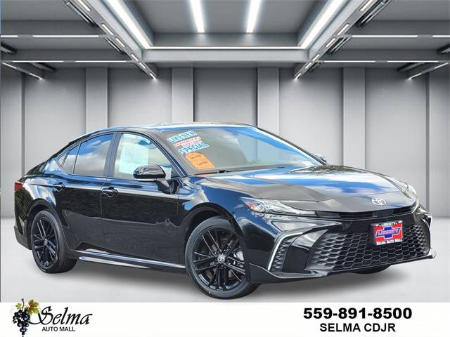 2025 Toyota Camry SE — Sedan — 17,169 mi — Selma, CA