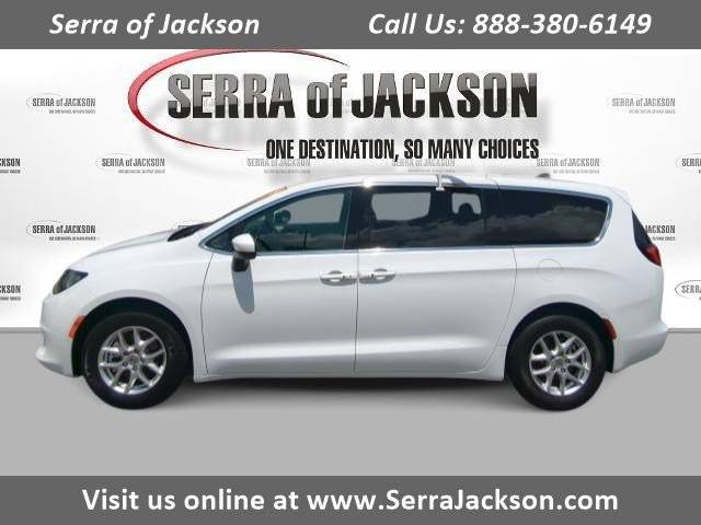 2022 Chrysler Voyager LX — Minivan — 55,168 mi — Jackson, TN