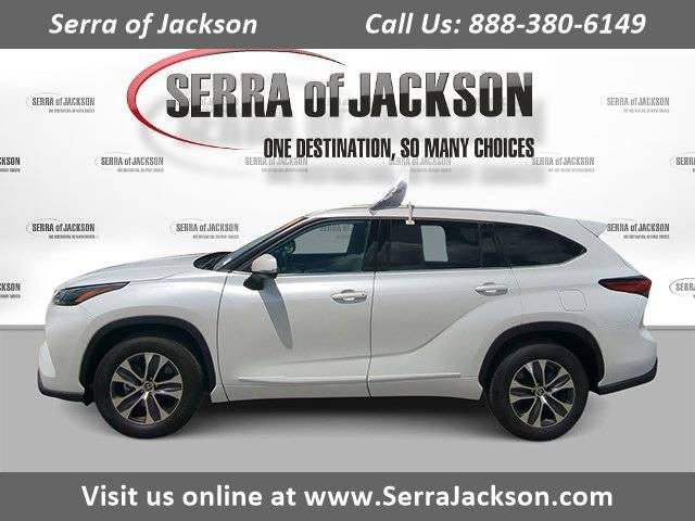 2022 Toyota Highlander XLE — SUV — 28,599 mi — Jackson, TN