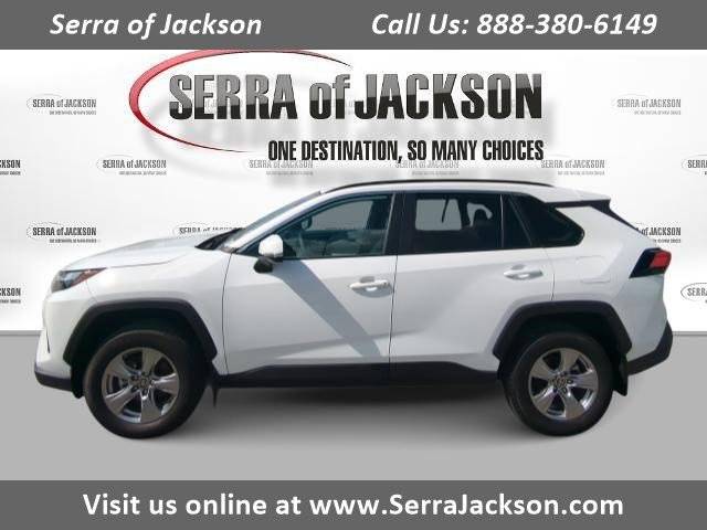 2025 Toyota RAV4 XLE — SUV — 2,144 mi — Jackson, TN