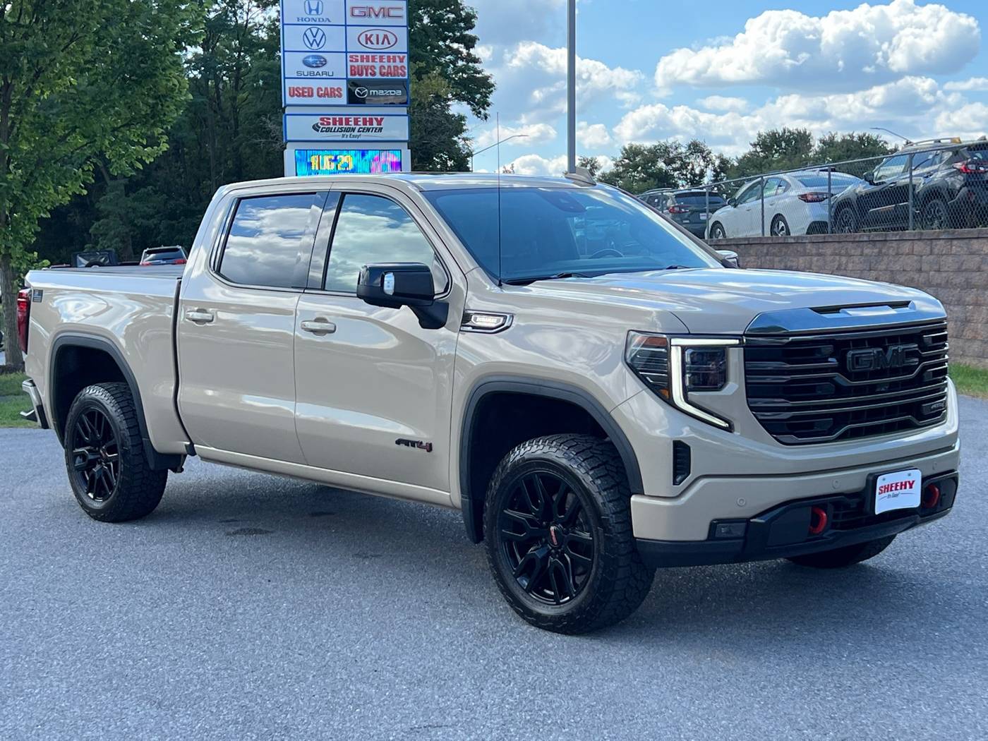 2023 GMC Sierra 1500 AT4 — Pickup Truck — 72,828 mi — Hagerstown, MD