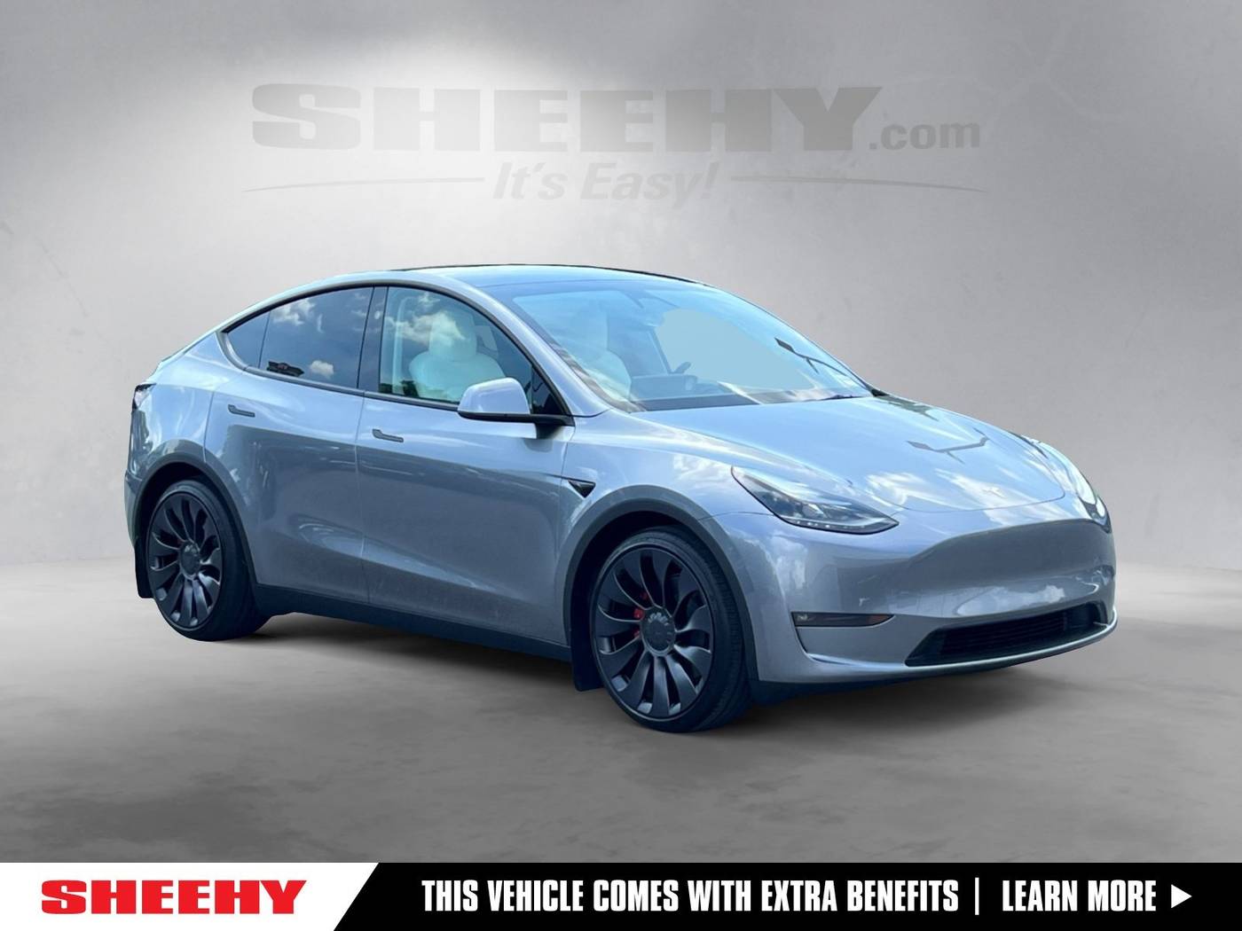 2025 Tesla Model Y Performance — SUV — 4,662 mi — Hagerstown, MD