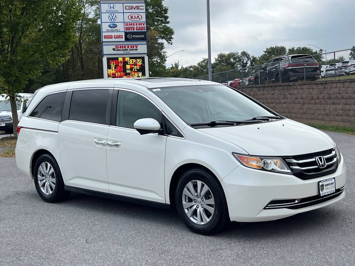 2016 Honda Odyssey EX-L — Minivan — 115,281 mi — Hagerstown, MD