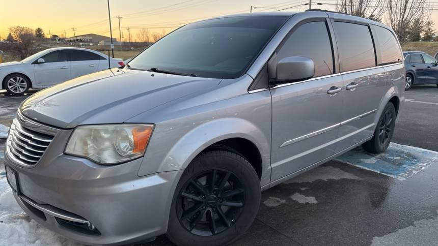 2014 Chrysler Town & Country Touring — Minivan — 204,414 mi — Shelbyville, KY