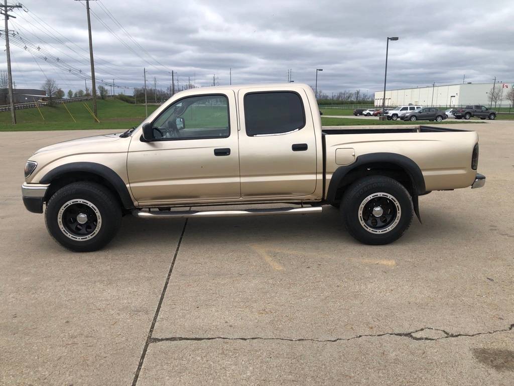 2001 Toyota Tacoma PreRunner — Pickup Truck — 327,019 mi — Shelbyville, KY