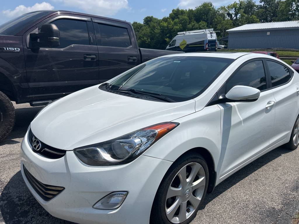 2013 Hyundai Elantra Limited — Sedan — 116,458 mi — Shelbyville, KY