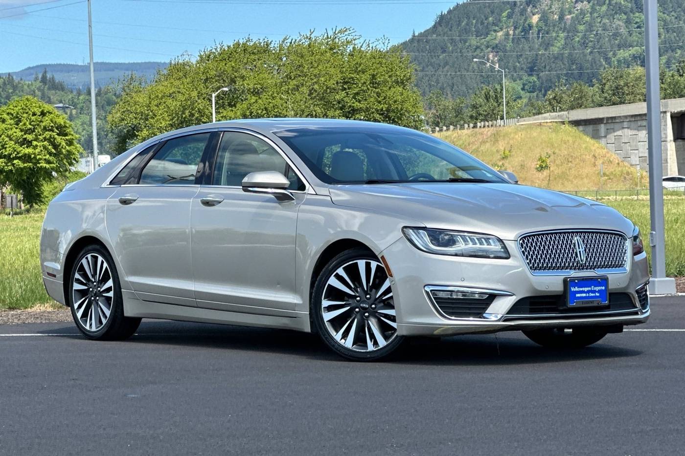 2017 Lincoln MKZ Reserve — Sedan — 34,004 mi — Eugene, OR