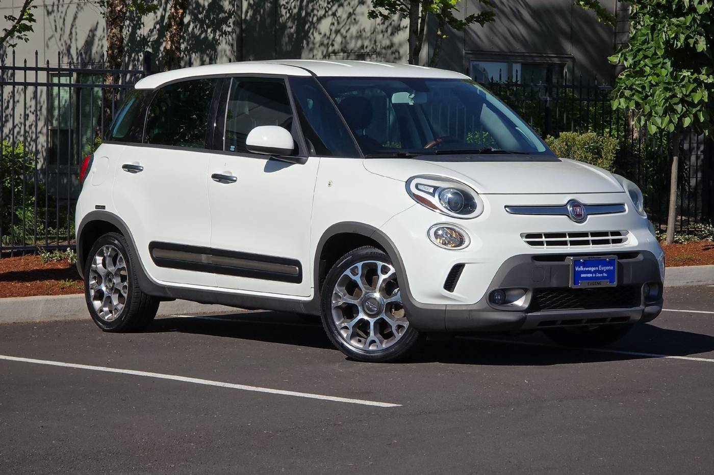 2014 FIAT 500L Trekking — Hatchback — 71,955 mi — Eugene, OR