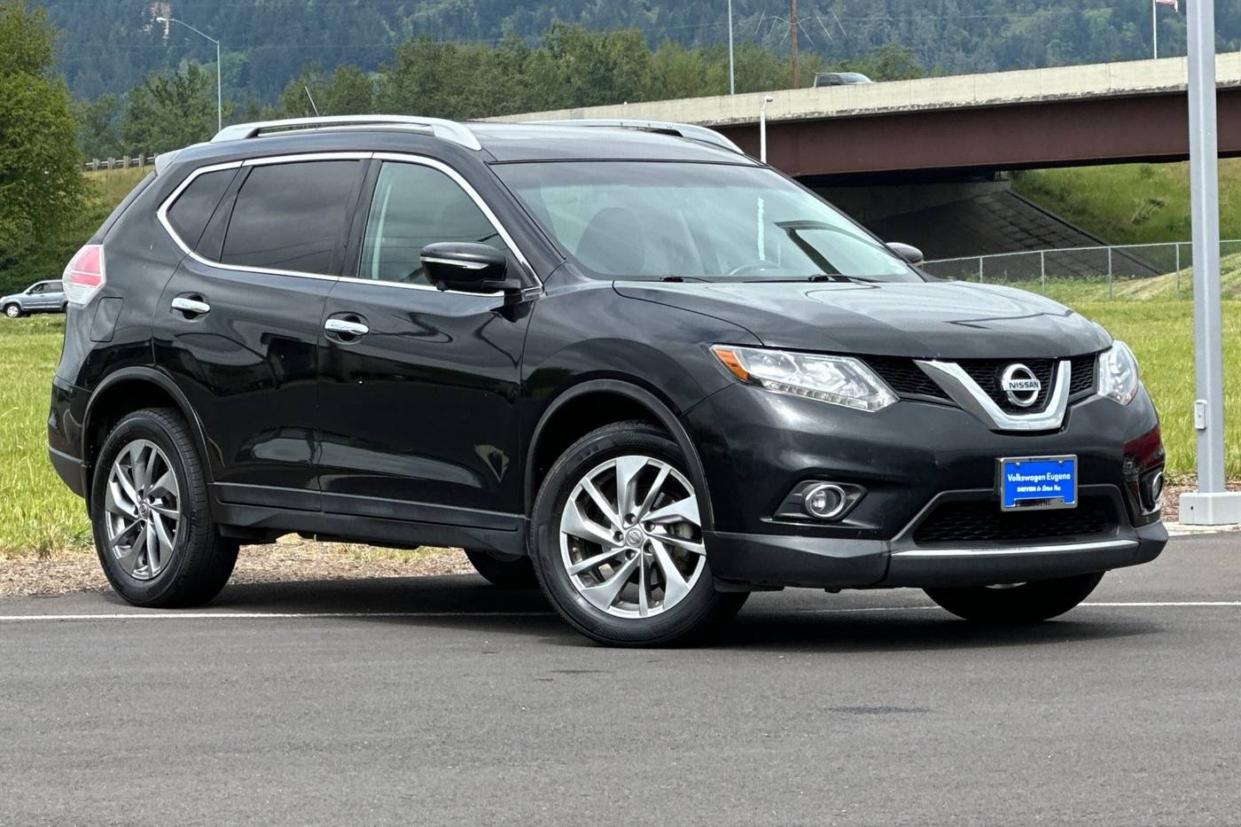 2015 Nissan Rogue SL — SUV — 87,640 mi — Eugene, OR