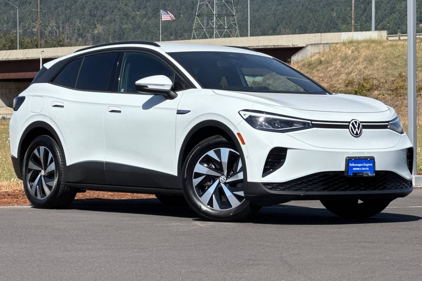 2023 Volkswagen ID.4 Pro — SUV — 7,634 mi — Eugene, OR