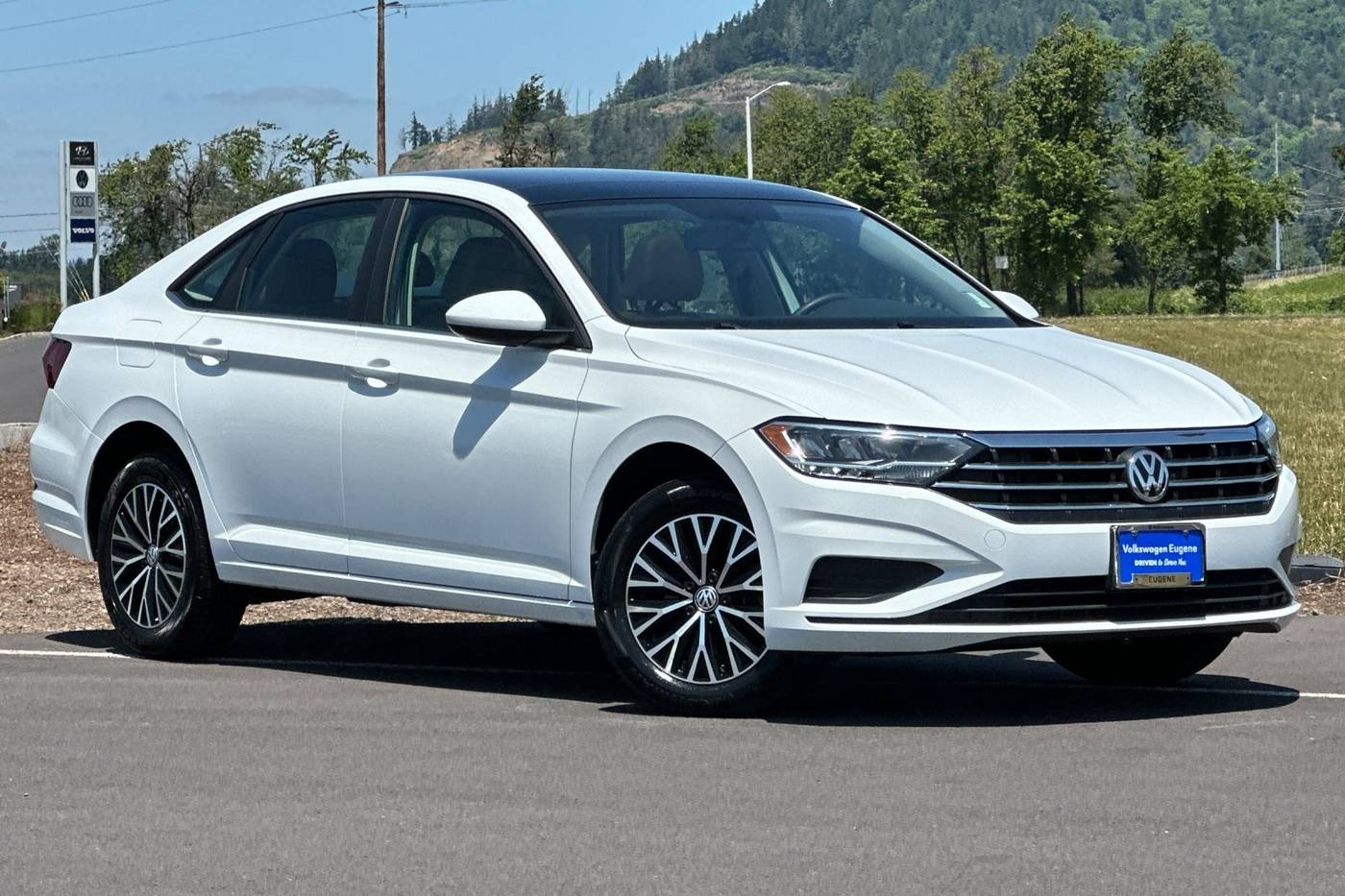 2020 Volkswagen Jetta SE — Sedan — 34,262 mi — Eugene, OR