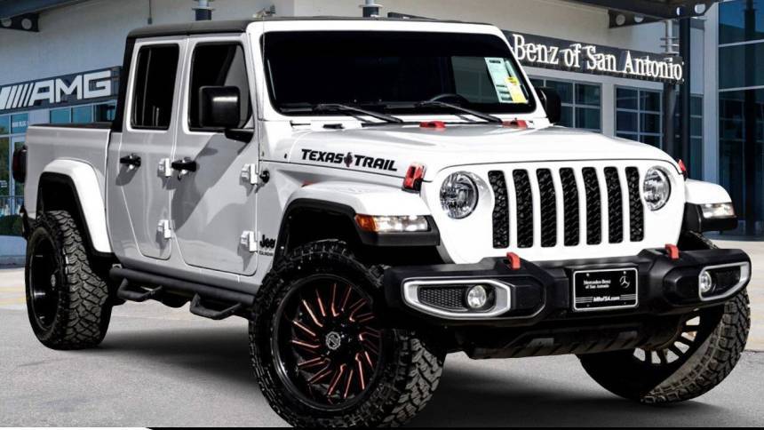 2022 Jeep Gladiator Texas Trail — Pickup Truck — 11,788 mi — San Antonio, TX