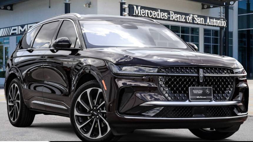 2024 Lincoln Nautilus Black Label
