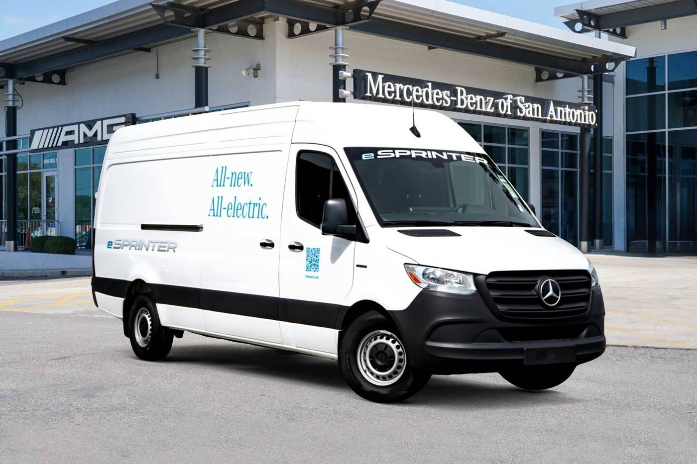 2024 Mercedes-Benz eSprinter Cargo Van 2500 — Cargo Van — 958 mi — San Antonio, TX