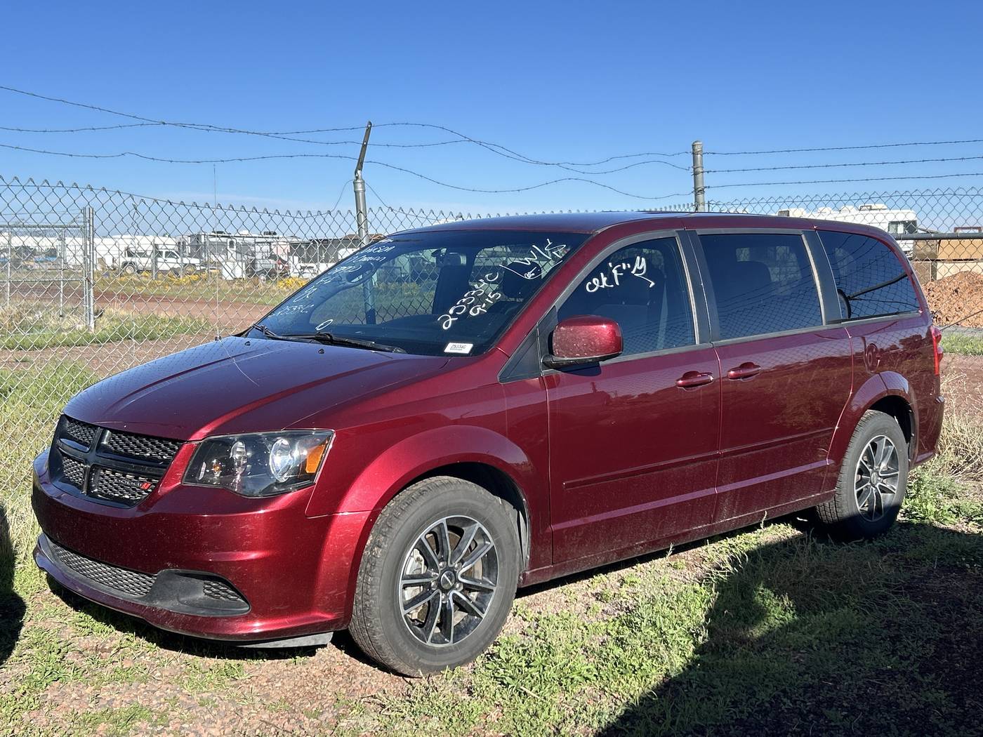 2017 Dodge Grand Caravan SE Plus — Minivan — 84,700 mi — Show Low, AZ
