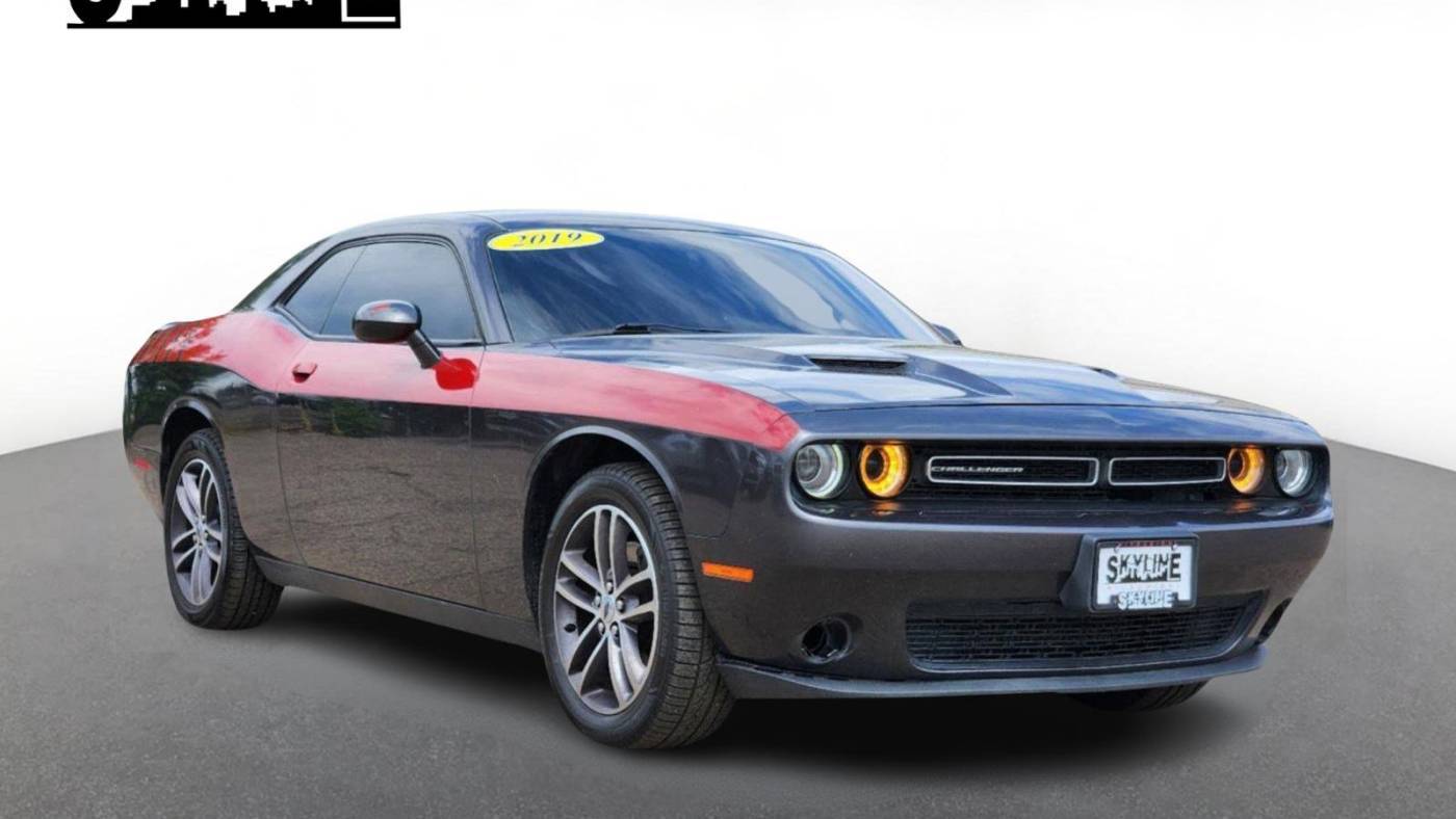 2019 Dodge Challenger SXT — Coupe — 123,438 mi — Denver, CO