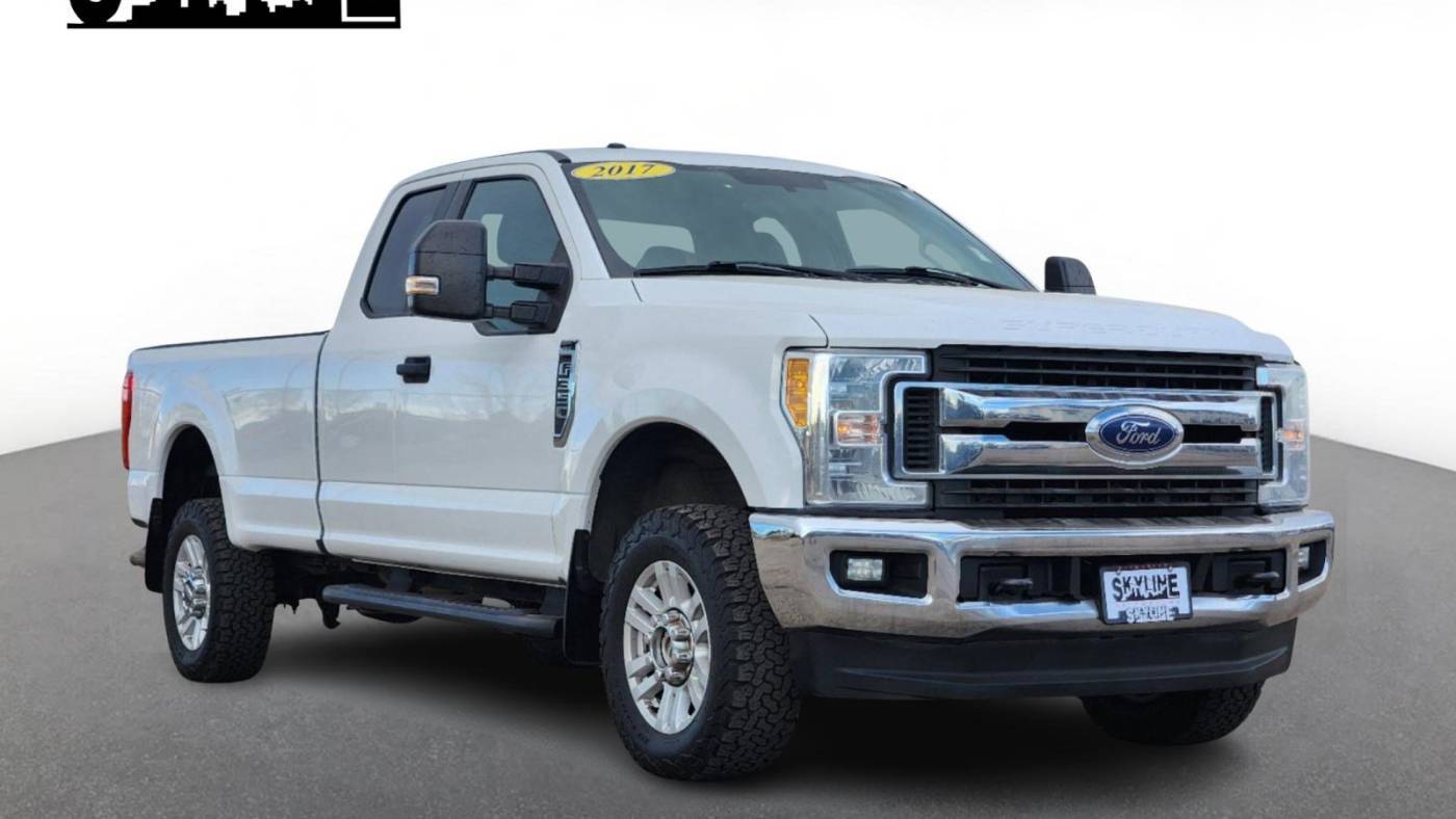 2017 Ford Super Duty F-350 XLT — Pickup Truck — 182,528 mi — Denver, CO