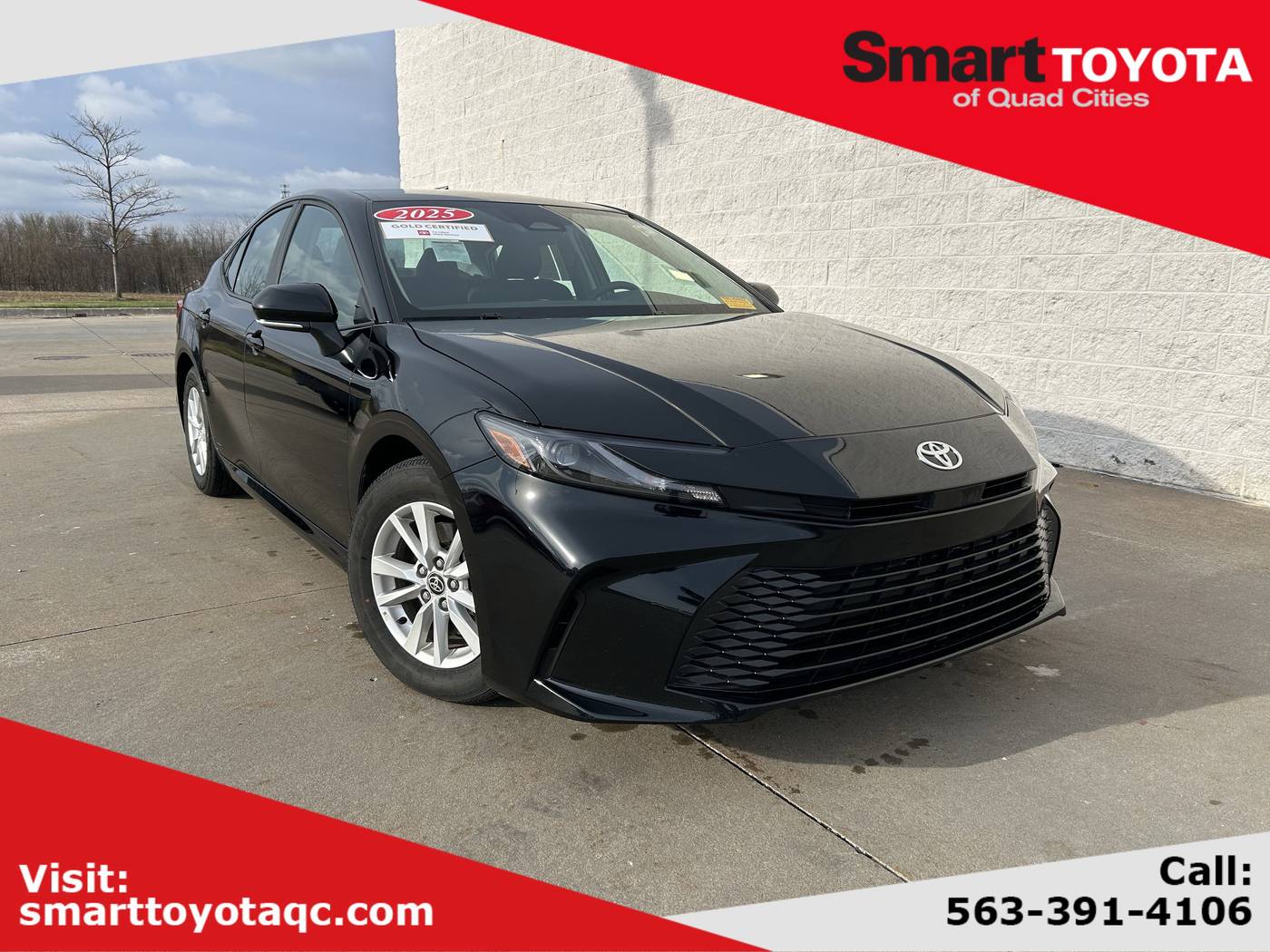2025 Toyota Camry LE — Sedan — 15,168 mi — Davenport, IA