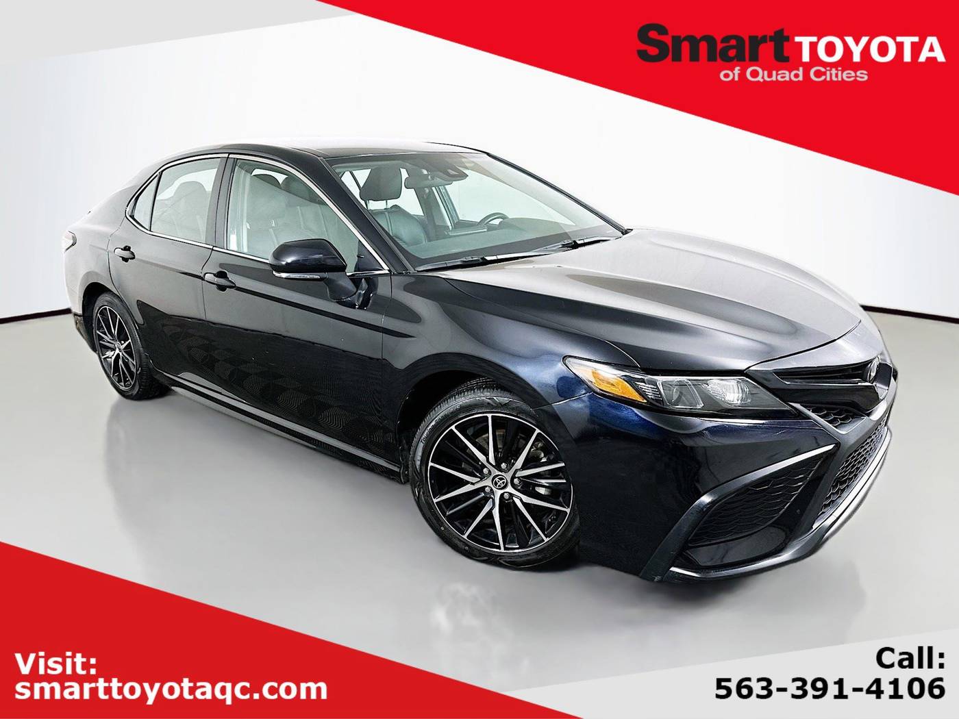 2022 Toyota Camry SE — Sedan — 60,423 mi — Davenport, IA