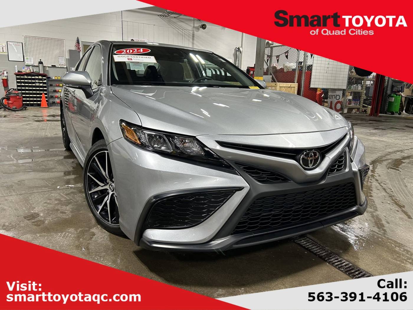 2024 Toyota Camry SE — Sedan — 12,798 mi — Davenport, IA