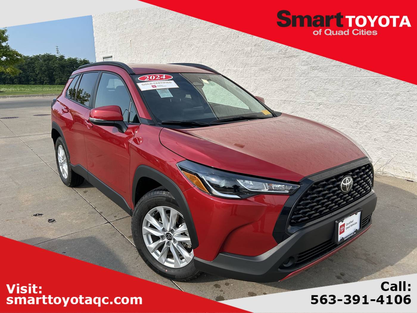 2024 Toyota Corolla Cross LE — SUV — 1,398 mi — Davenport, IA