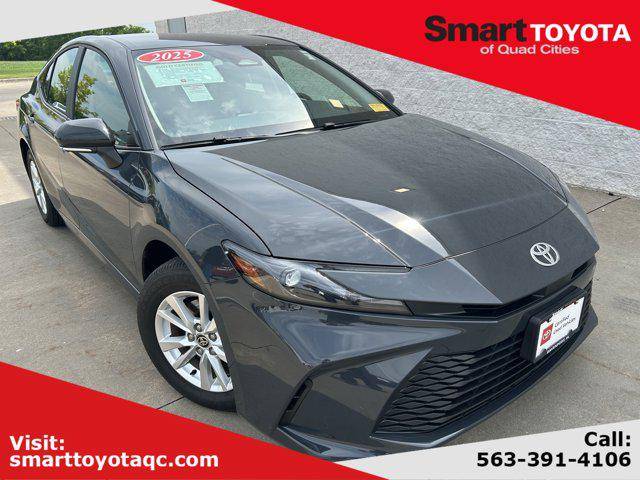 2025 Toyota Camry LE — Sedan — 1,512 mi — Davenport, IA