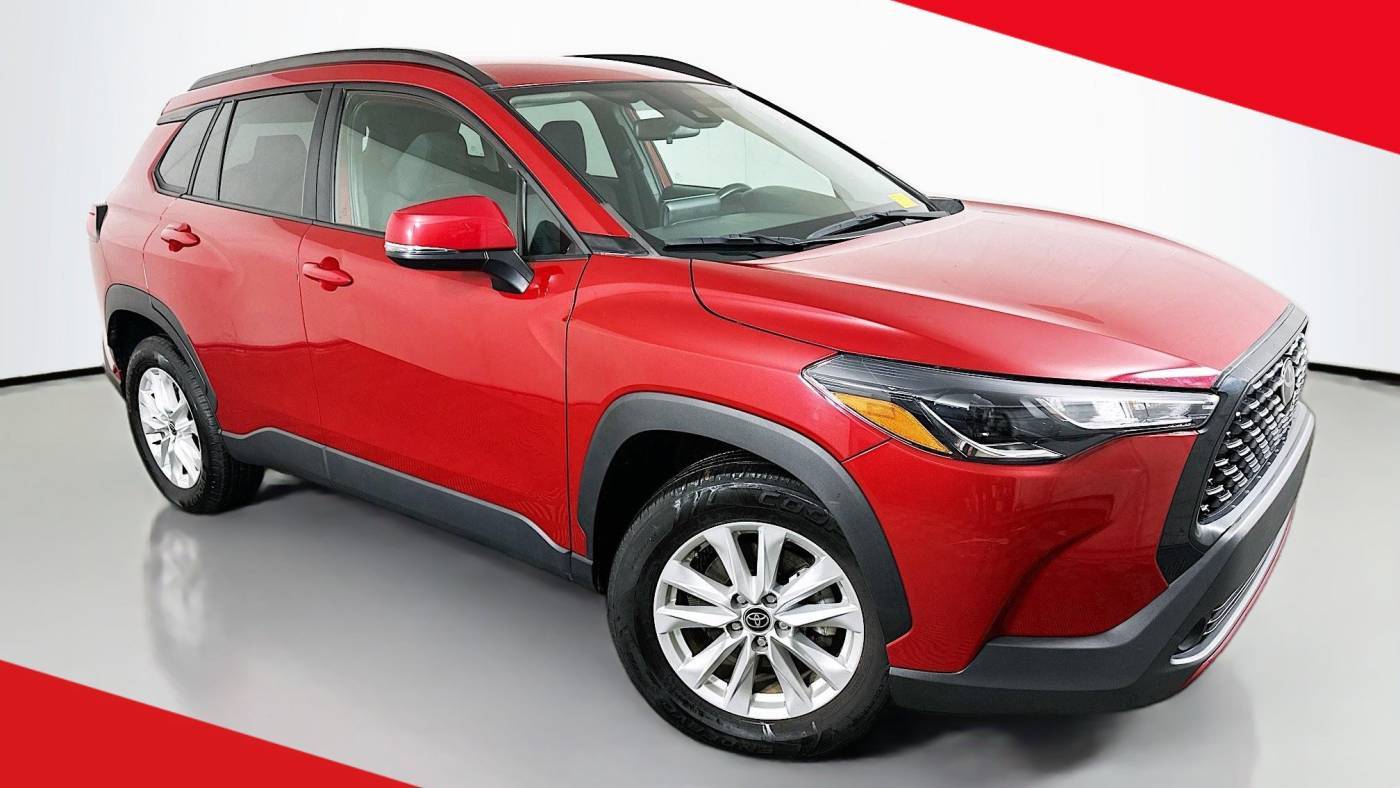 2022 Toyota Corolla Cross LE — SUV — 41,409 mi — Davenport, IA