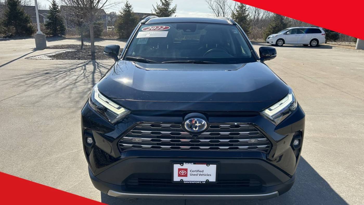 2022 Toyota RAV4 Hybrid Limited — SUV — 32,224 mi — Davenport, IA
