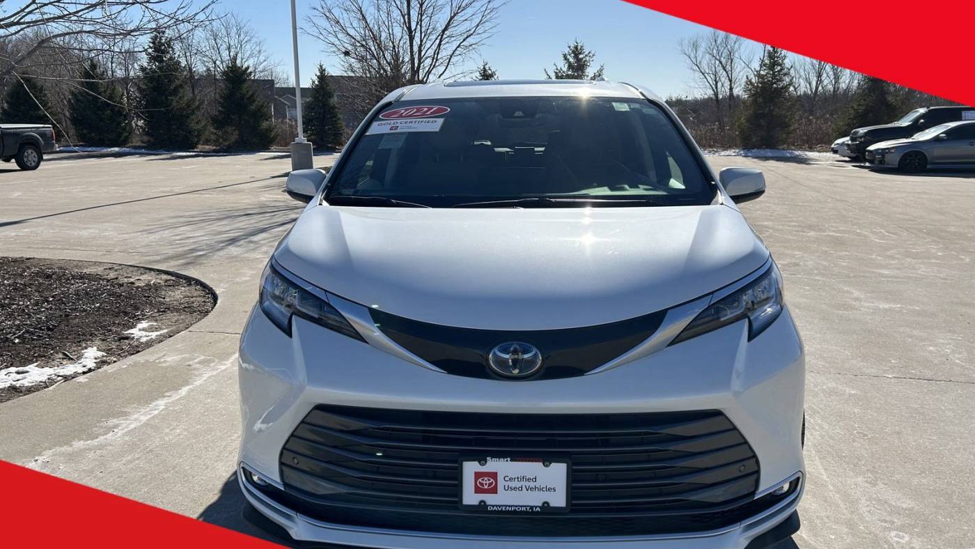 2021 Toyota Sienna Limited — Minivan — 79,140 mi — Davenport, IA